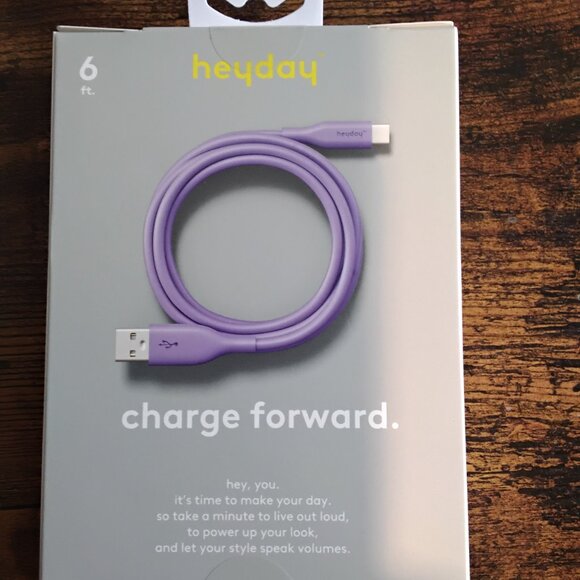 6 ft USB-C Chargers - Picture 6 of 7